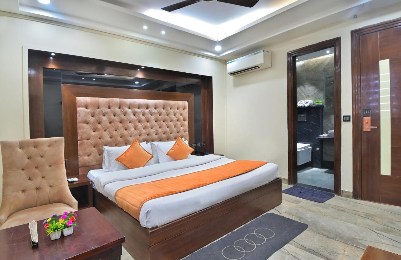Hotel Vanson Delite - New Delhi Railway Station Exterior foto