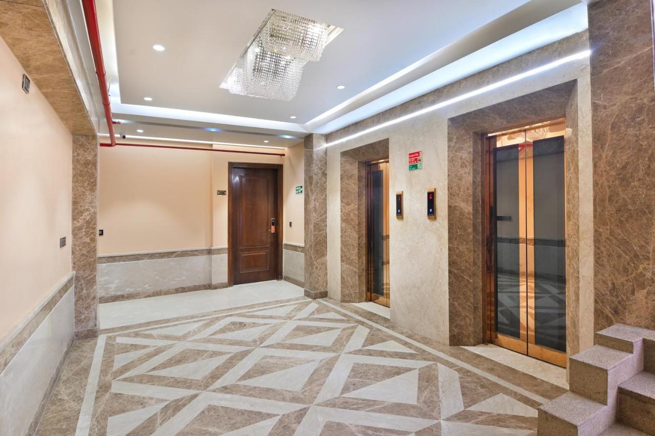 Hotel Vanson Delite - New Delhi Railway Station Exterior foto