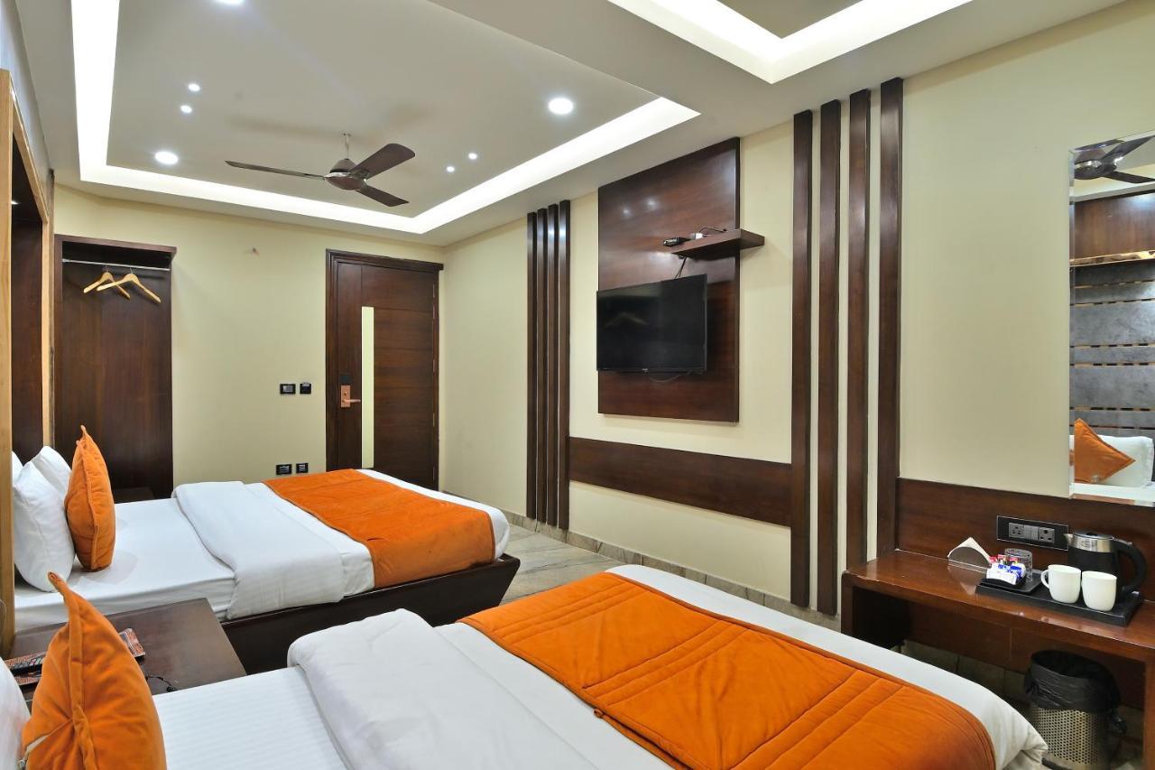 Hotel Vanson Delite - New Delhi Railway Station Exterior foto