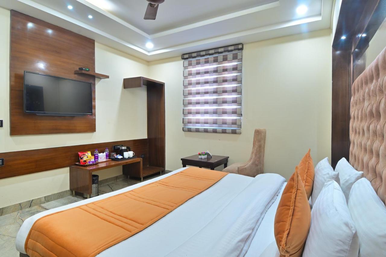 Hotel Vanson Delite - New Delhi Railway Station Exterior foto